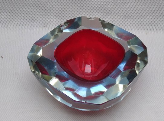 Red Glass Faceted Bowl with Diamond Cut from Mandruzzo Mandruzzato-LCV-1417228