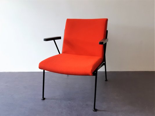 Red Oase Lounge Chair with Armrests by Wim Rietveld for Ahrend De Cirkel-NV-986914