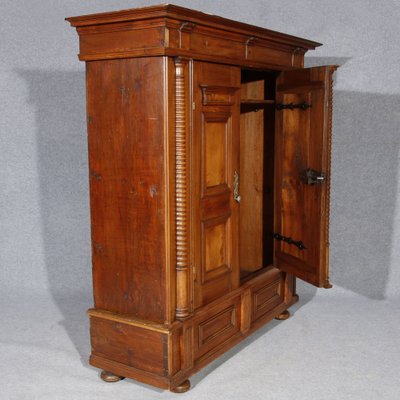 Renaissance / Early Baroque Wardrobe in Walnut, 1670s-DXD-1790236