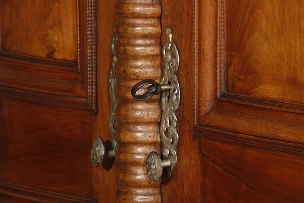 Renaissance / Early Baroque Wardrobe in Walnut, 1670s-DXD-1790236