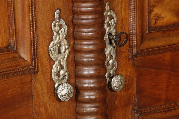 Renaissance / Early Baroque Wardrobe in Walnut, 1670s-DXD-1790236