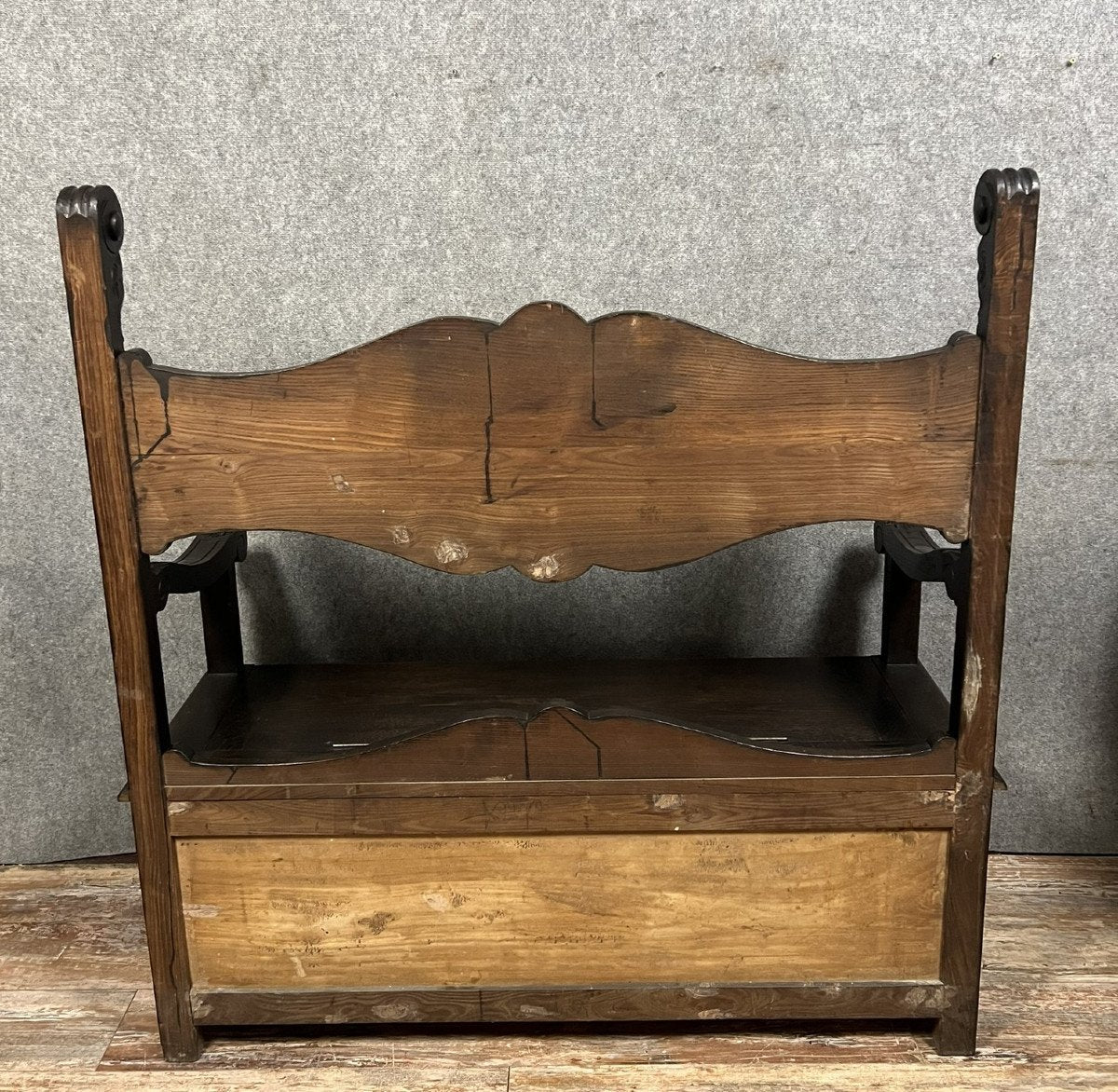 Renaissance Italian Wood Chest Bench Decorated with Grimacing Masks