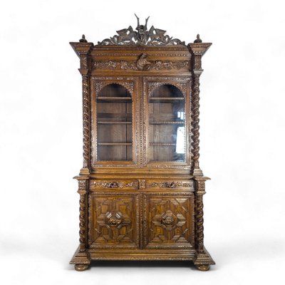 Renaissance Style Hunting Cabinet in Walnut-HLV-2033109