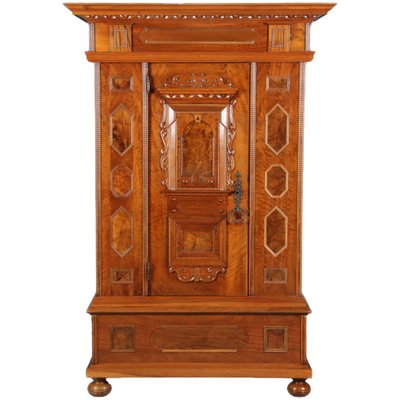 Renaissance Walnut 1-Door Cabinet, 17th Century-DXD-1132860