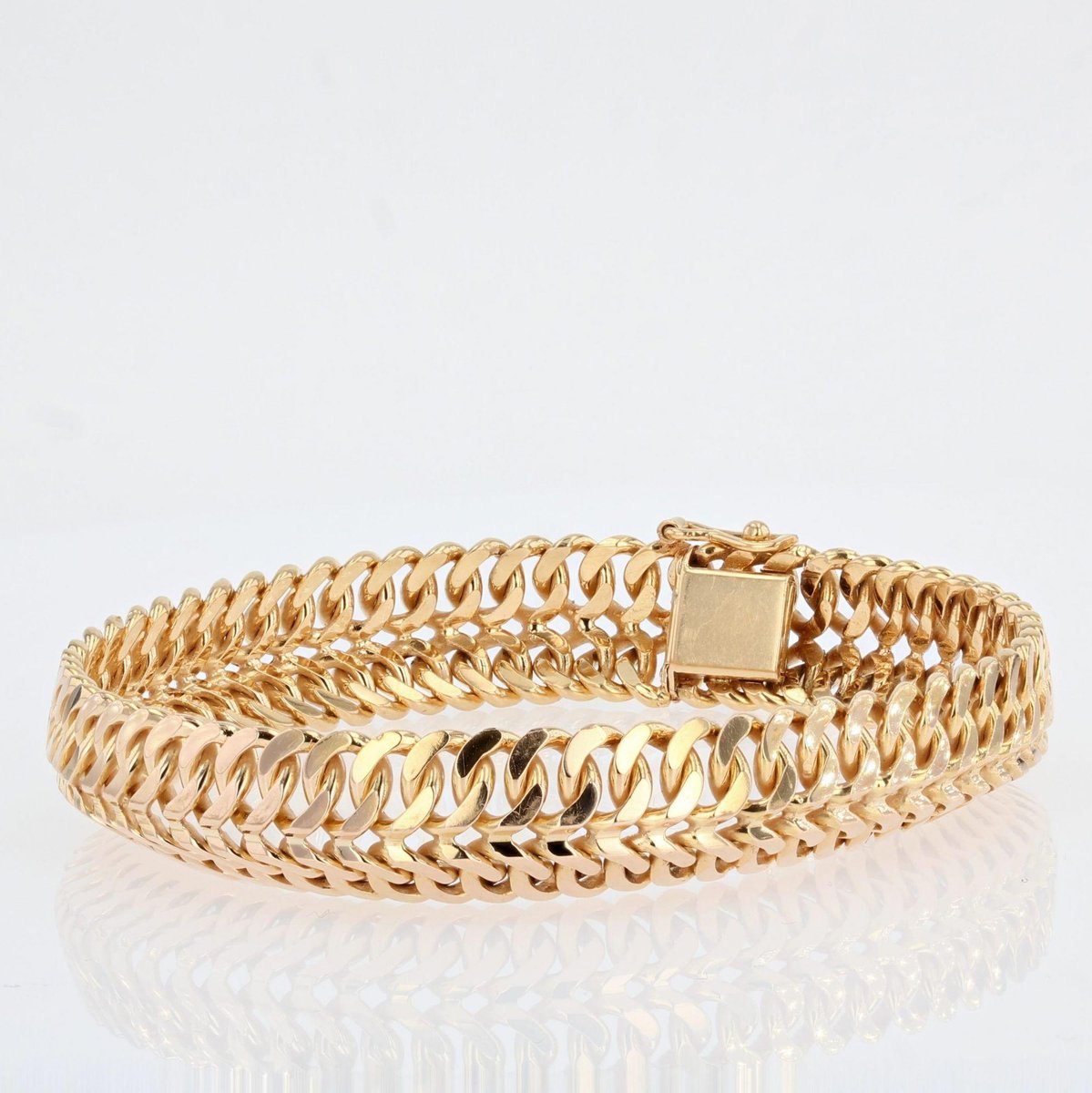 Ribbon Curb Mesh 18 Karat Yellow Gold Bracelet, 1960s