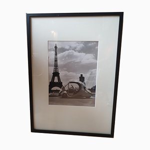 Robert Doisneau Paul Arzens' "Electric Egg" in front of the Eiffel Tower 1980-ICD-971990