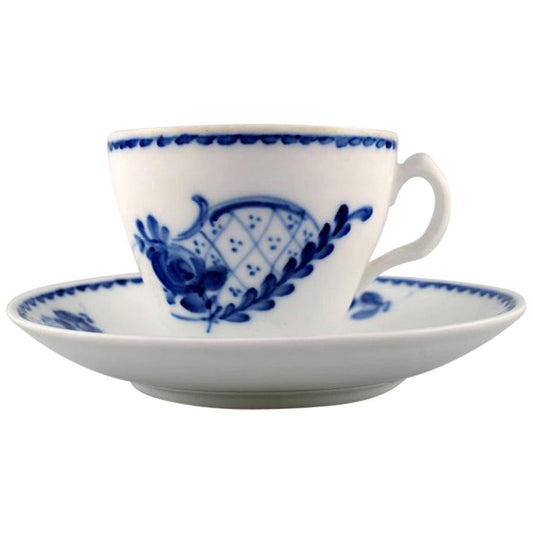 Rococo Coffee Cup with Saucer from Royal Copenhagen, 20th Century, Set of 22