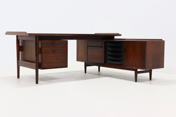 Rosewood Executive Desk Model 209 by Arne Vodder for Sibast, 1955-VV-1805333