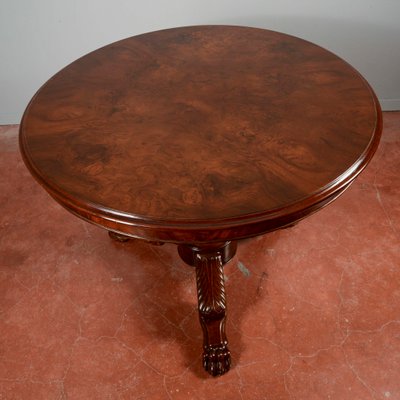 Round Center Table in Walnut with Three Victorian Style Carved Feet-RAQ-2034149