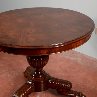 Round Center Table in Walnut with Three Victorian Style Carved Feet-RAQ-2034149