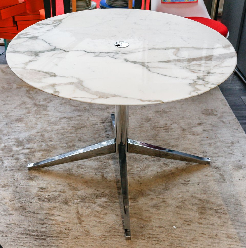 Round Coffee Table in Calacatta Oro Verde Marble by Florence Knoll, 1950s