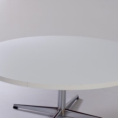 Round Coffee Table with Star Base from Pastoe, 1970s-ZT-823375