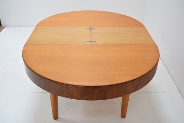 Round Folding Dining Table by Jindrich Halabala, Czechoslovakia, 1950s-TZ-838907