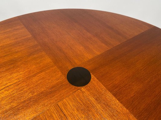 Round Mod. T41 Table in Rosewood attributed to Osvaldo Borsani for Tecno, Italy, 1958-KKZ-1814207