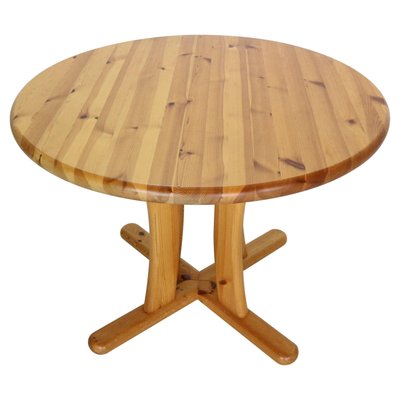 Round Pinewood Dinning Table in the style of Rainer Daumiller, Denmark, 1970s-DT-2026160