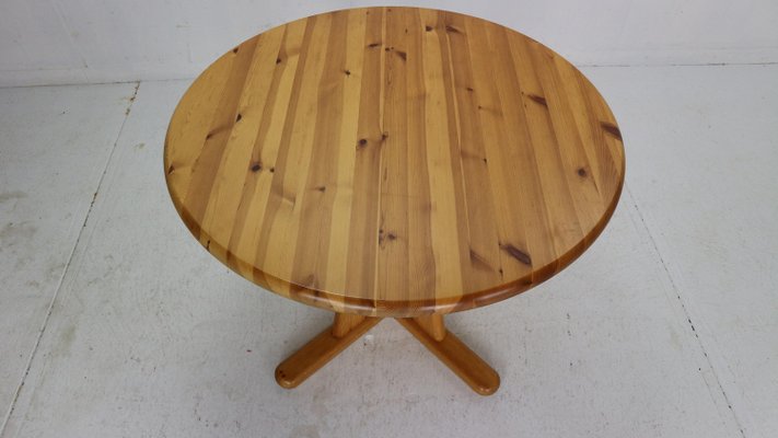 Round Pinewood Dinning Table in the style of Rainer Daumiller, Denmark, 1970s-DT-2026160