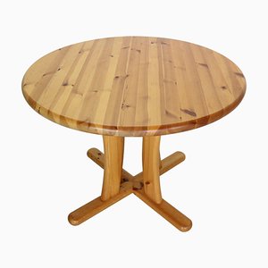 Round Pinewood Dinning Table in the style of Rainer Daumiller, Denmark, 1970s-DT-2026160