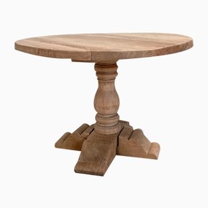 Round Table in Oak-UX-1735582