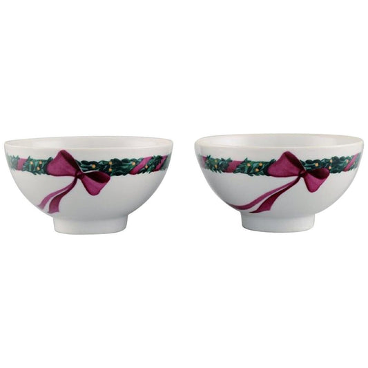 Royal Copenhagen Jingle Bells Bowls with Spruce and Ribbon, Set of 2