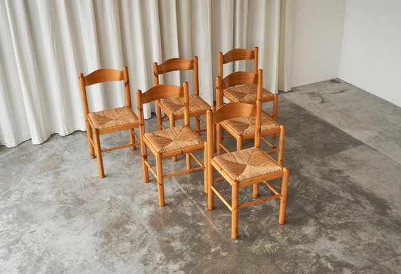 Rustic Chalet Chic Chairs in Pine and Rush by Vico Magistretti, 1970s, Set of 6-FEW-2028647