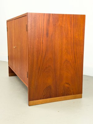 Ry-100 Teak Cabinet by Hans J. Wegner for Ry Møbler, 1959-QEQ-2021235