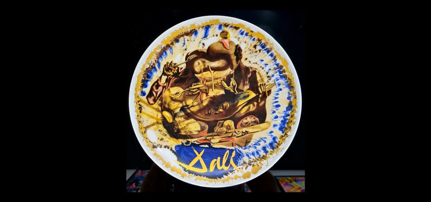 Salvador Dali, L'Assiette De Gala, Rosenthal Porcelain and Collage, 1985-NRC-1394119