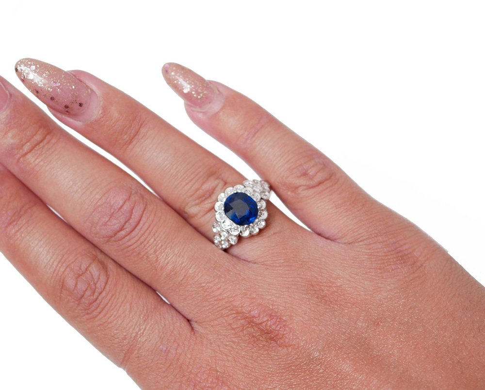 Sapphire, Diamonds, Platinum Retrò Ring