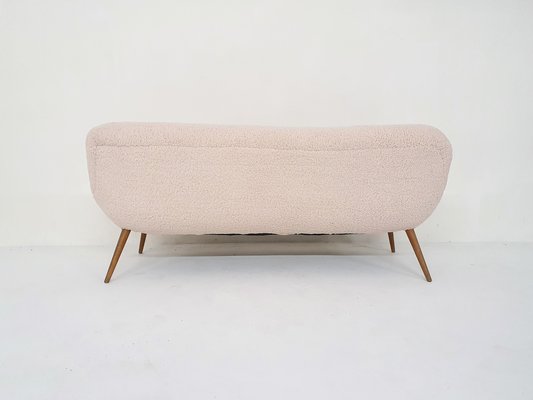 Scandinanvian Modern Sofa in Boucle, Denmark, 1960s-ZO-1297760