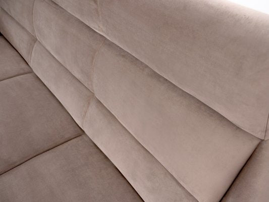 Scandinavian Beige Mandal Sofa-VND-1118355