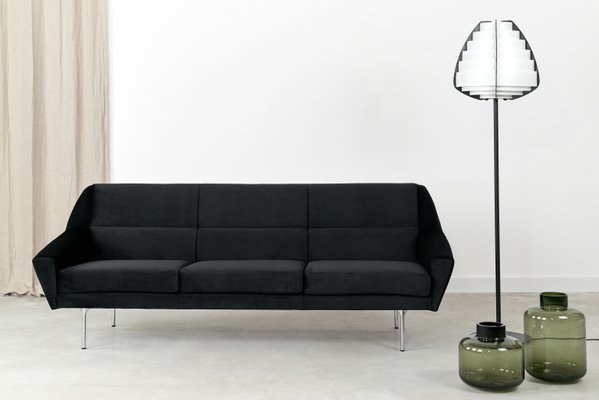 Scandinavian Black Skagen Sofa-VND-1118360