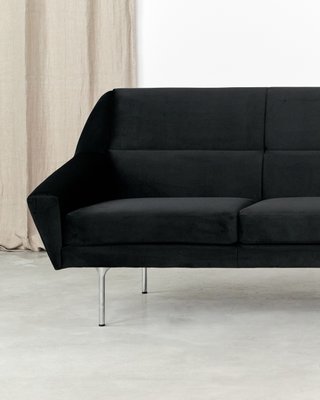 Scandinavian Black Skagen Sofa-VND-1118360