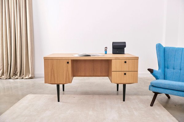 Scandinavian Design Oak Desk-VND-1072333