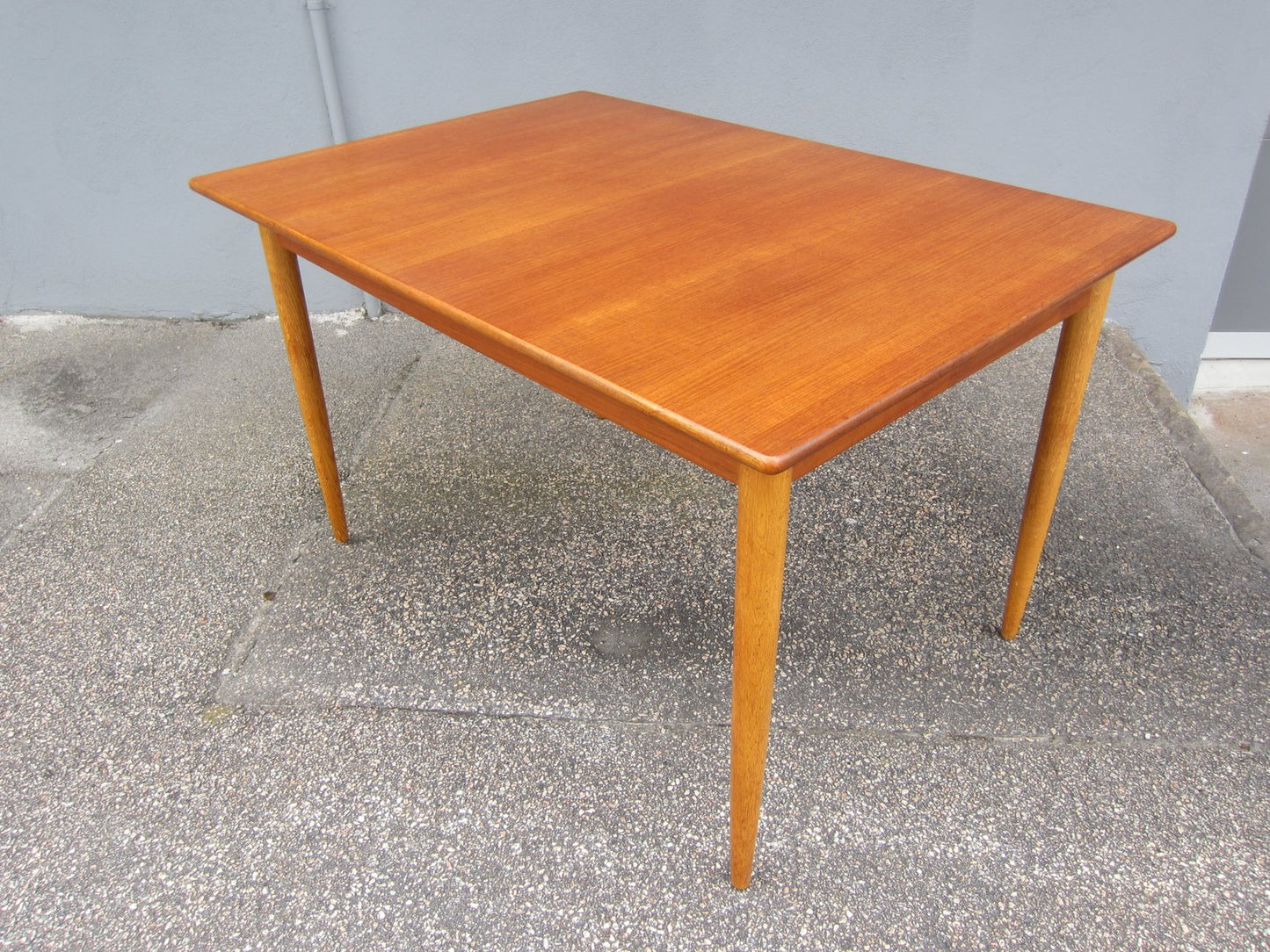 Scandinavian Dining Table by Yngve Ekström for Troeds Bra Bohag