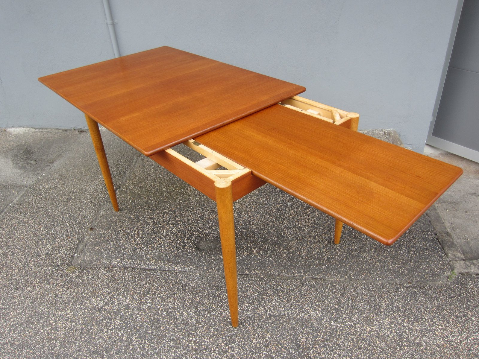 Scandinavian Dining Table by Yngve Ekström for Troeds Bra Bohag