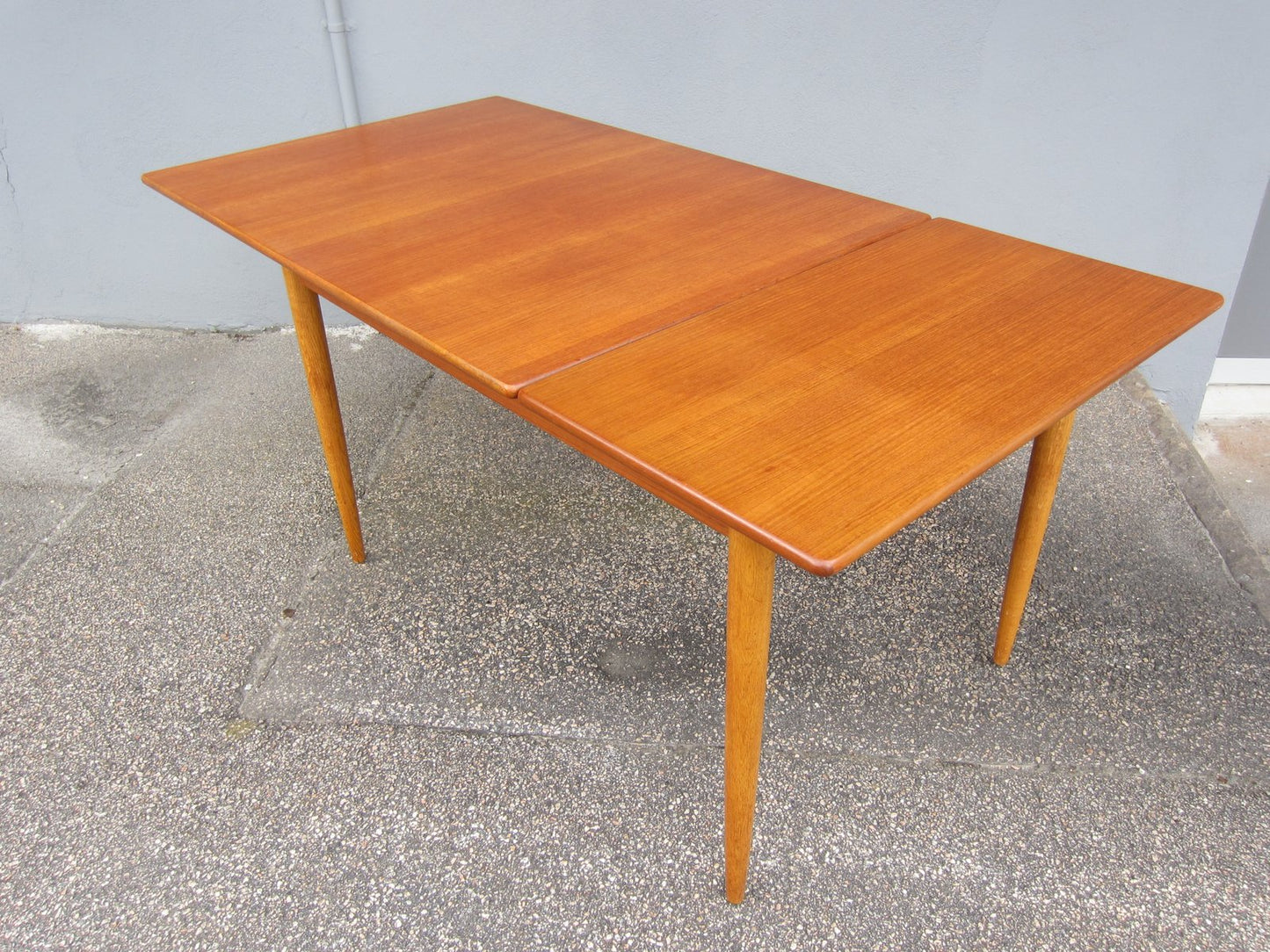 Scandinavian Dining Table by Yngve Ekström for Troeds Bra Bohag