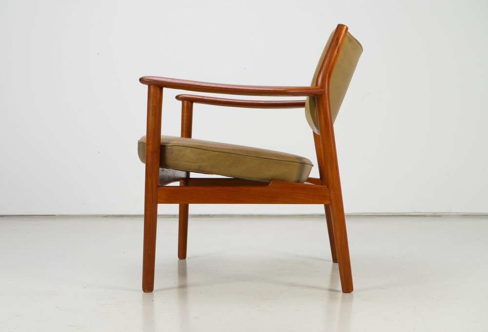 Scandinavian Easy Chairs with Teak and Leather by Westnofa, 1960s, Set of 2