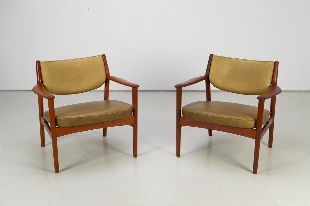 Scandinavian Easy Chairs with Teak and Leather by Westnofa, 1960s, Set of 2