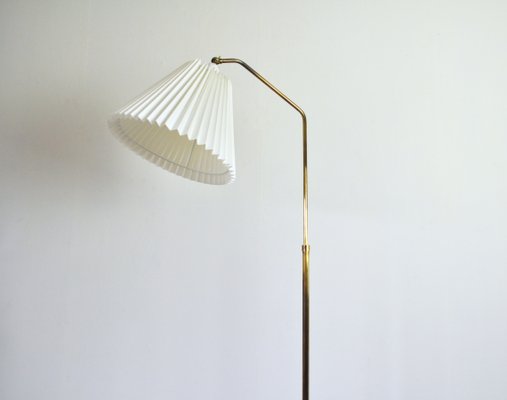 Scandinavian Floor Lamp in Brass with Pleated Shade, 1950s-HPQ-1399202