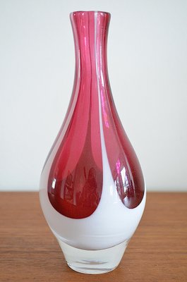 Scandinavian Glass Vase attributed to Vicke Lindstrand for Kosta, 1960s-OV-1384087