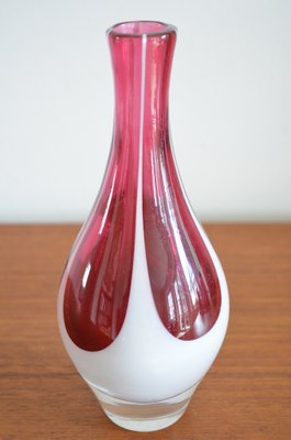 Scandinavian Glass Vase attributed to Vicke Lindstrand for Kosta, 1960s-OV-1384087