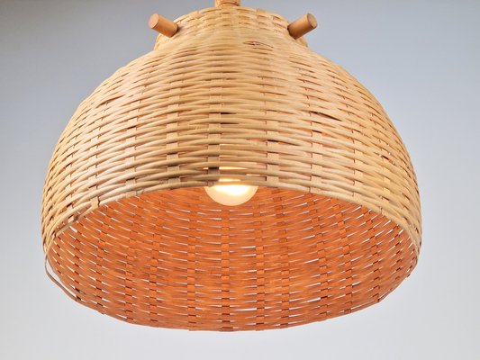 Scandinavian Japandi Style Wicker Rattan and Pine Hanging Lamp, 1960s-1970s-AXJ-1742754