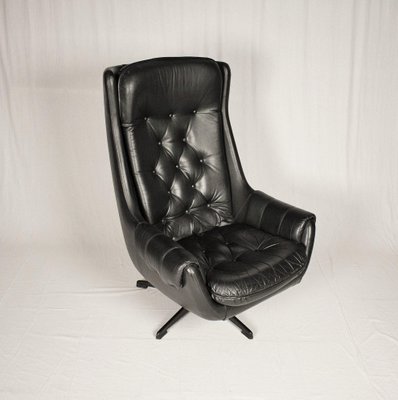 Scandinavian Leather Armchair by Peem, 1970s-TZ-792198