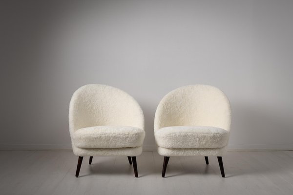 Scandinavian Mid-Century Modern White Sheepskin Lounge Chairs by Arne Norell, Set of 2-MJF-1105114