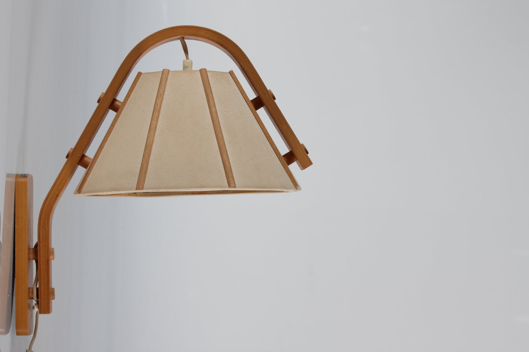 Scandinavian Modern Aneta Wall Lamp in Beech by Jan Wickelgren, Sweden, 1970s