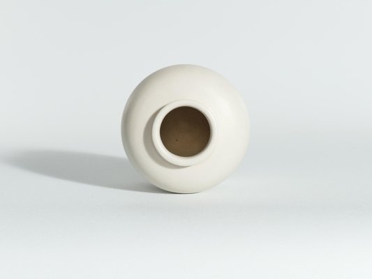 Scandinavian Modern Carrara Vase by Wilhelm Kåge for Gustavsberg, 1940s-RUK-1758037