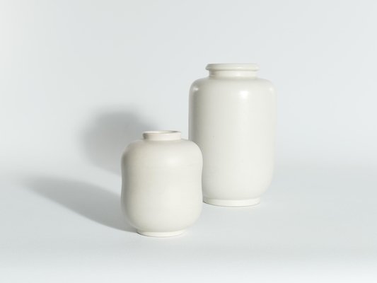 Scandinavian Modern Carrara Vase by Wilhelm Kåge for Gustavsberg, 1940s-RUK-1758037