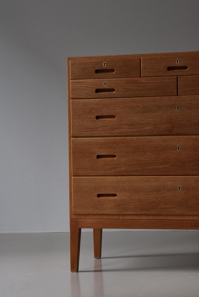 Scandinavian Modern Chest of Drawers in Oak attributed to Kaj Winding, Denmark, 1960s