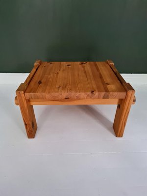 Scandinavian Modern Coffee Table in Pine by Yngve Ekström-UYK-807001