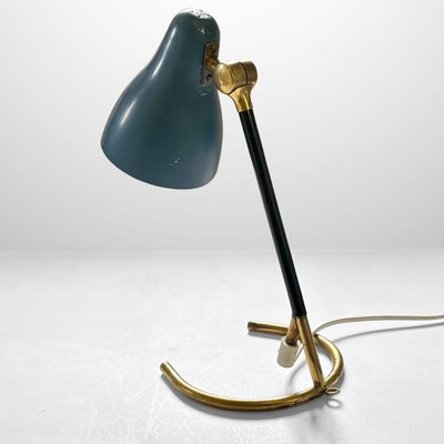 Scandinavian Modern Få 501 Table Lamp in Brass and Steel, 1950s-LIV-2021839