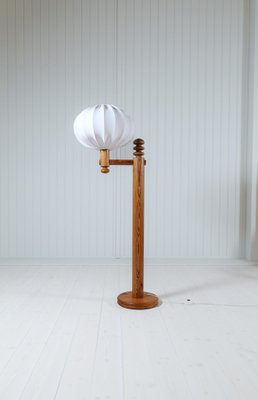 Scandinavian Modern Sculptural Floor Lamp in Pine from Luxus, 1970s-UYK-1793993